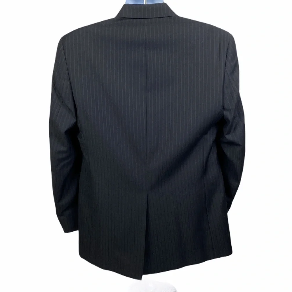 Chaps 100% Wool Suit Coat Blazer Jacket Men's 38R‎ Black Pinstripe 2-Button